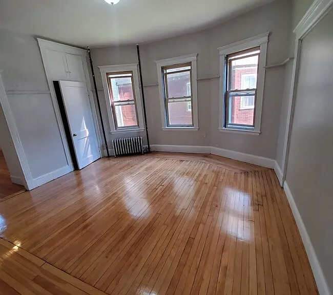 19 Arden St #1 — Photo 7
