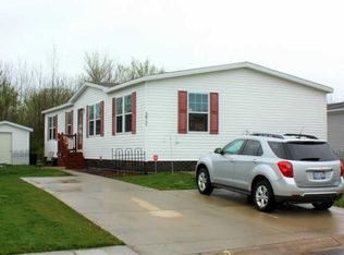 58721 Brookside Blvd, New Haven, MI 48048