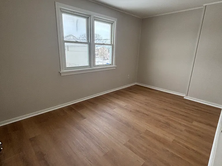 18 Caen Ct #4 — Photo 4