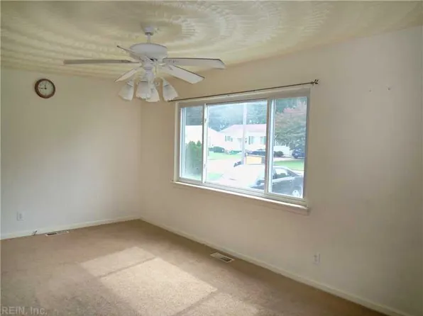 512 Taft Dr, Portsmouth, VA 23701