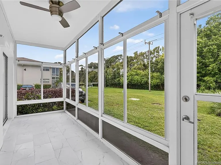 2 Lake Vista Trl #107 — Photo 30