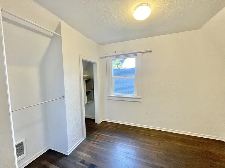 7223 61st Ave SE — Photo 39