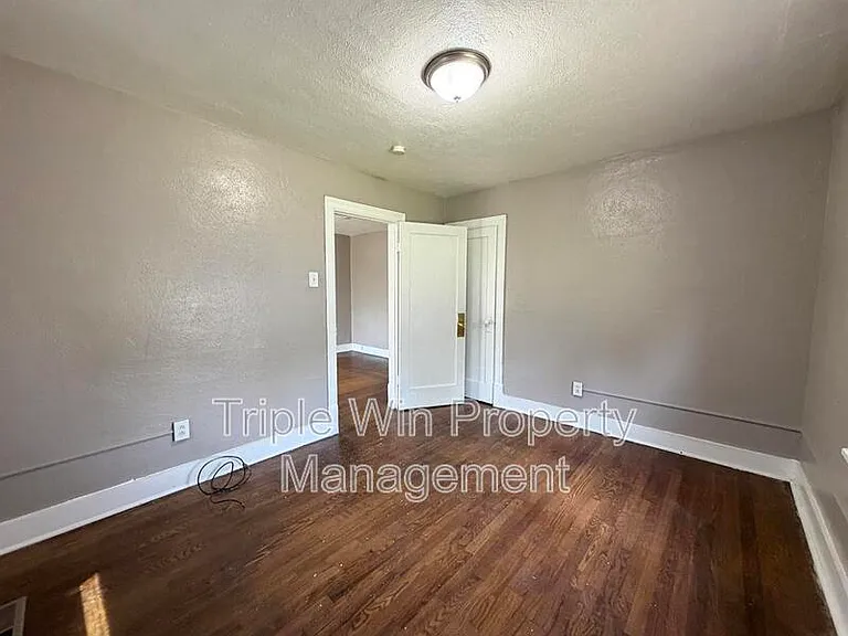 8530 Lowell St — Photo 11
