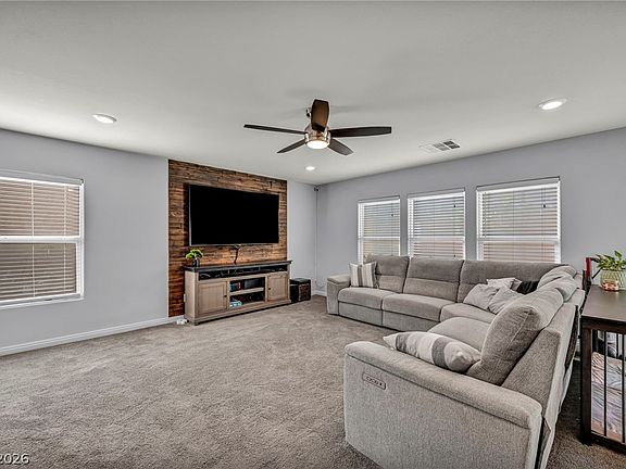5th image of 10283 Massachusetts Ln