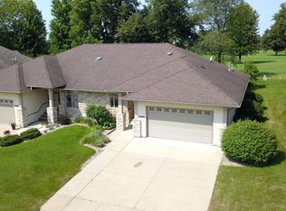 2200 Country Club Dr, Mason City, IA 50401
