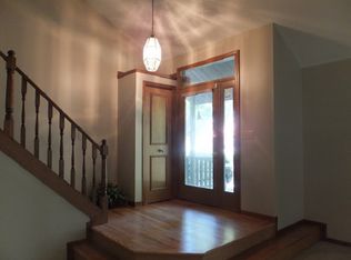 11652 Oakwood Ln, Granger, IN 46530