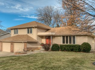 13852 Frances St, Omaha, NE 68144