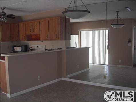 4th image of 503 Waterview Dr