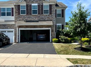 151 Fairfield Cir N, Royersford, PA 19468