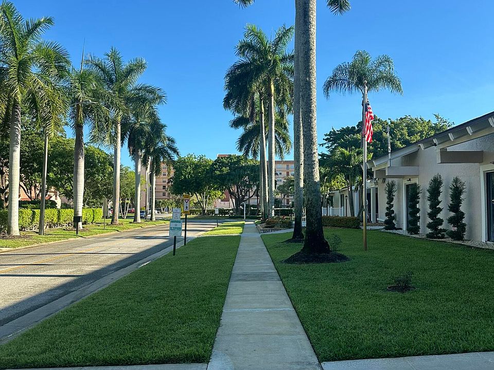 1st image of 14790 Bonaire Boulevard #205