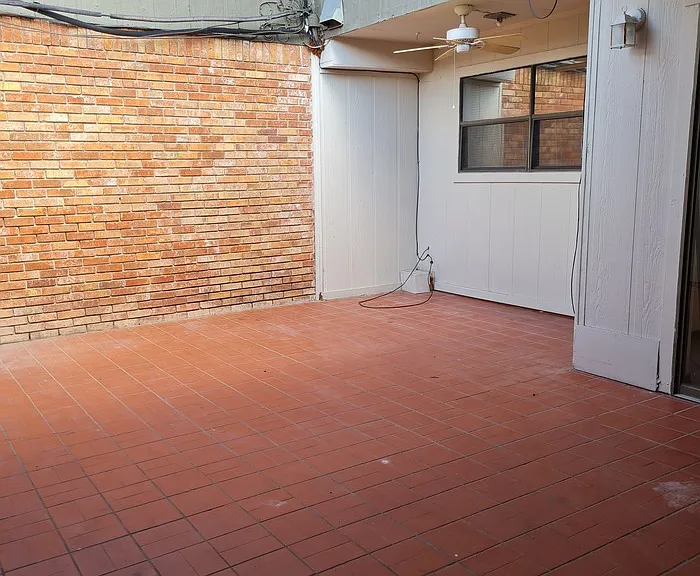 5401 Palm Valley Dr N — Photo 17
