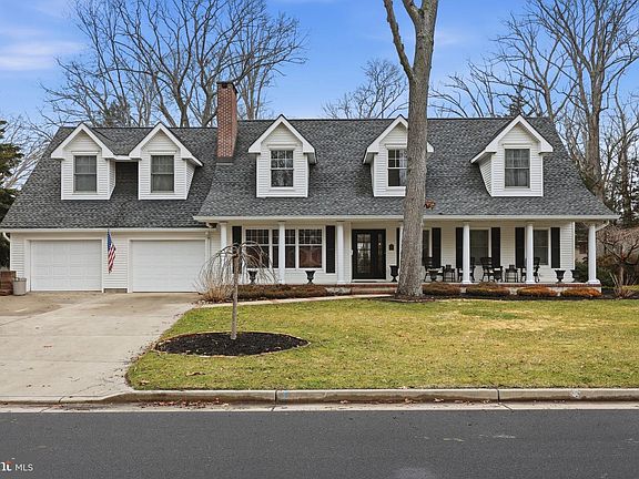 2nd image of 214 Morris Ave