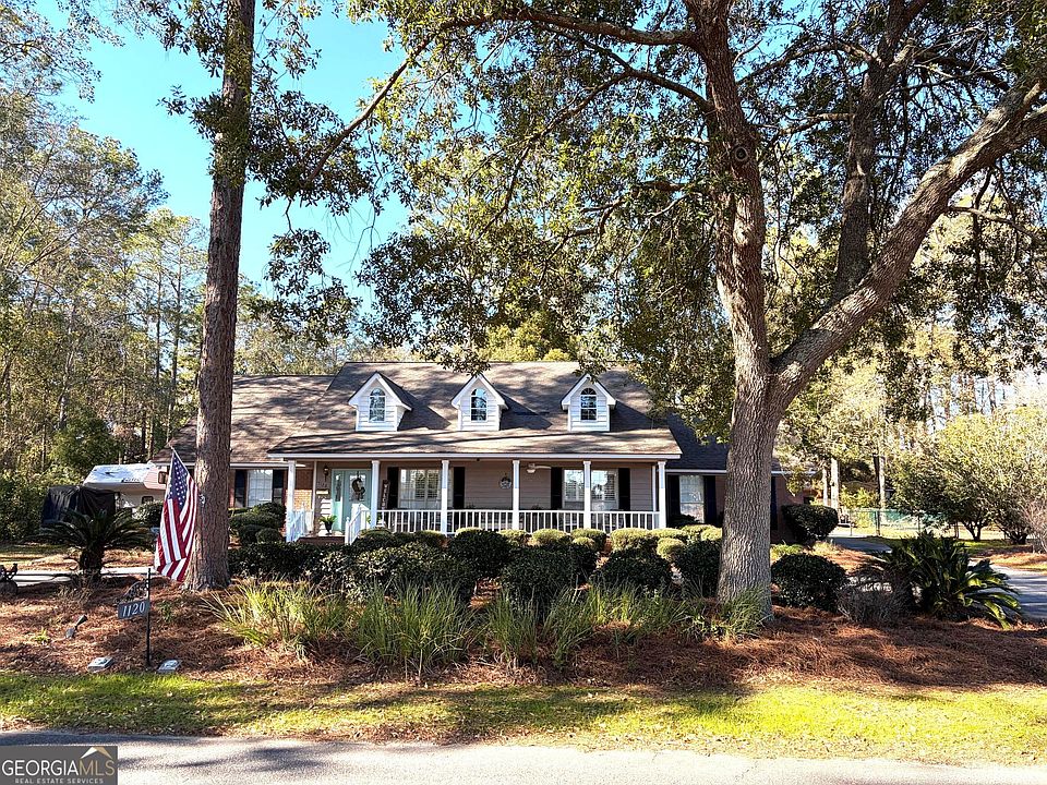 1st image of 1120 Lakeview Dr