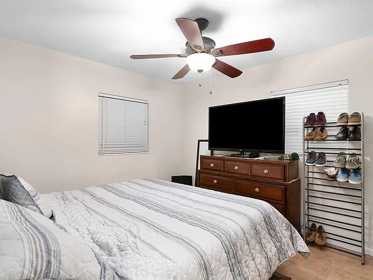 1003 Dora Ave — Photo 7