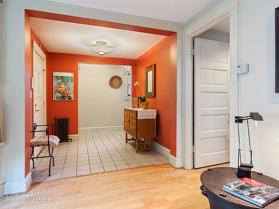 2nd image of 3610 W Belle Plaine Ave