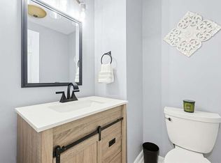 33 Santoro Rd, Worcester, MA 01606