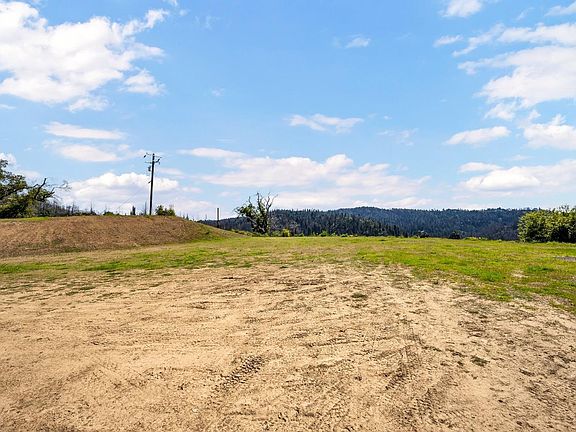 3rd image of 7777 Mill Creek Road
