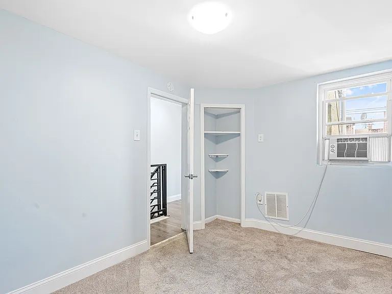 2420 S Percy St — Photo 15