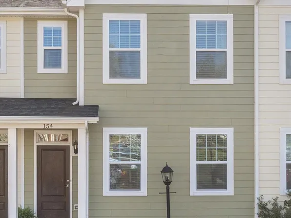 154 Longwood Dr, Charlottesville, VA 22903