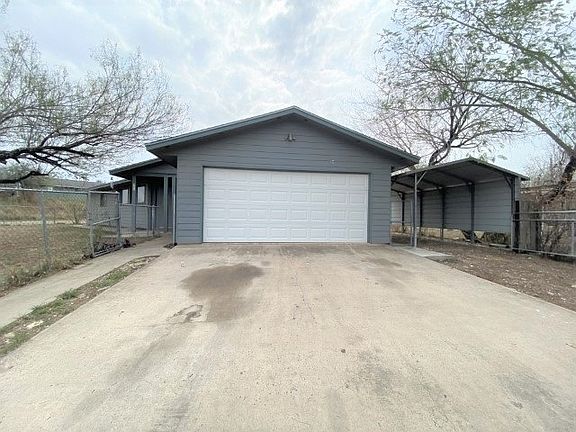 3rd image of 498 Wild Olive Dr