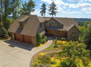 958 S Vacuna St, Portland, OR 97219