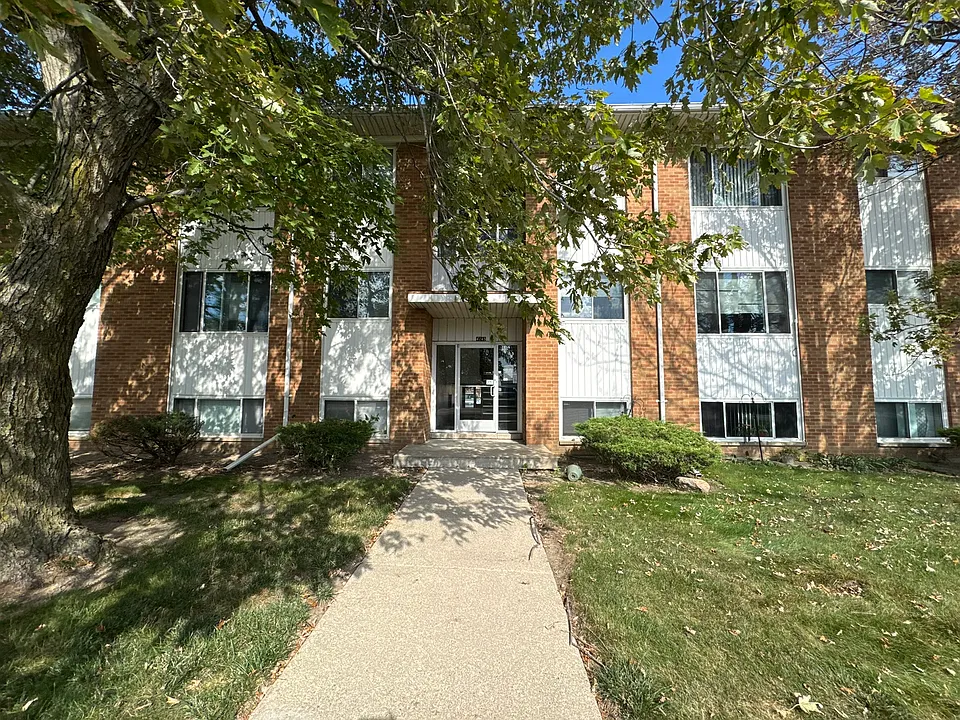 4269 Quarry St #7