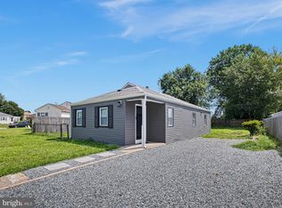 714 Woodtop Rd, Wilmington, DE 19804