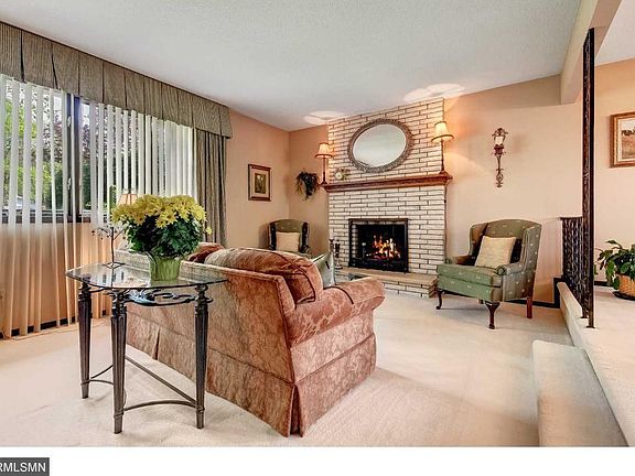 3rd image of 4841 Boone Cir N