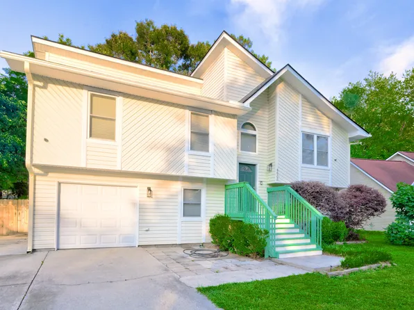 4608 Moss Ct, North Charleston, SC 29420