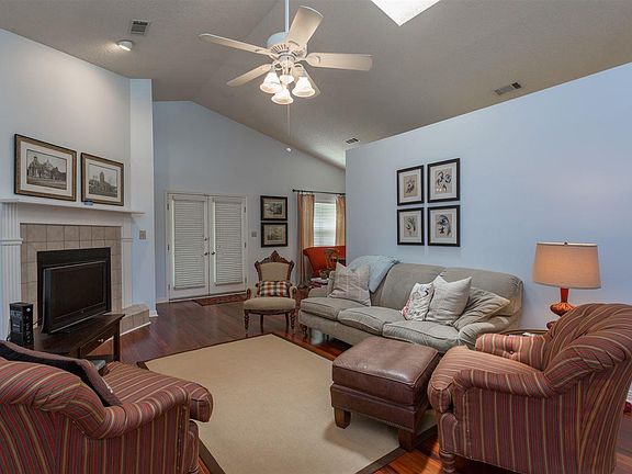 5th image of 4012 Montessori Dr