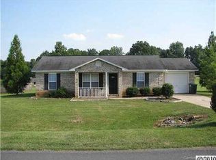 1150 Highland Creek Dr, Salisbury, NC 28147