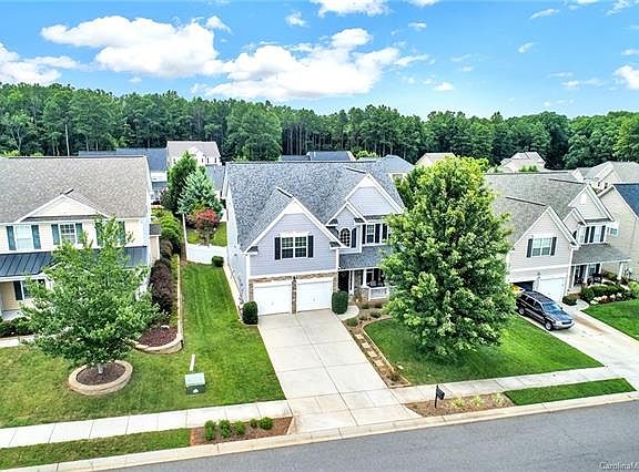 3rd image of 519 Smoke House Ln #105
