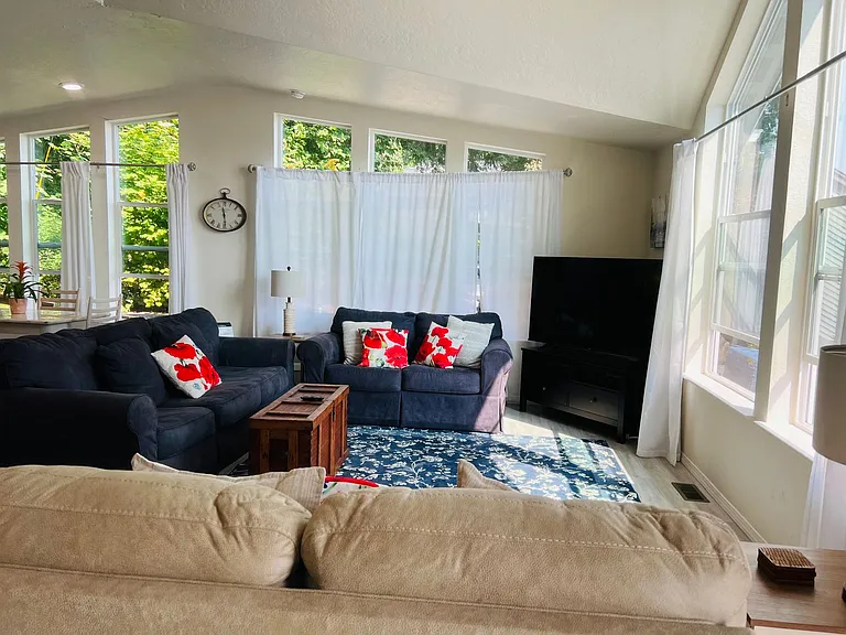 2936 Madrona Beach Rd NW — Photo 5