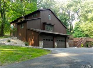 5540 W Valley Rd, Center Valley, PA 18034