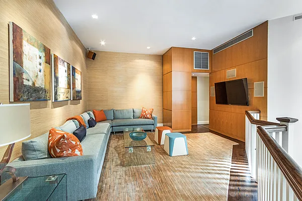 Rented by Compass | media 9