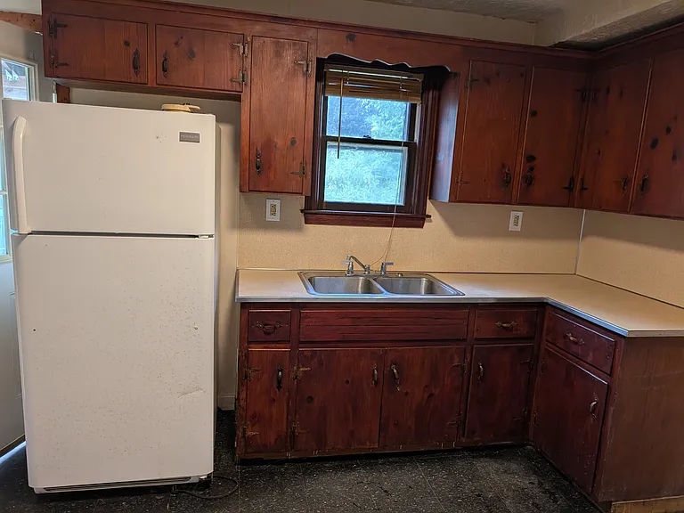 87 Kearney St #2 — Photo 8