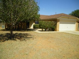 319 Walnut St, Levelland, TX 79336