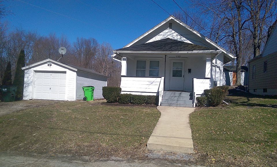 1st image of 123 Louise Ct