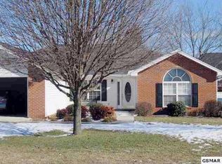 1762 Thurman Cir, Sevierville, TN 37876