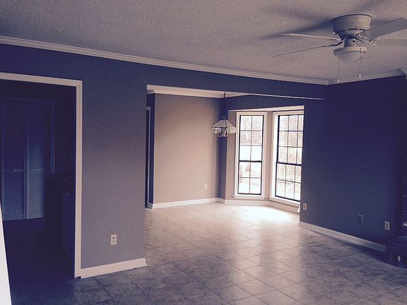2nd image of 4261 Cedartree Dr