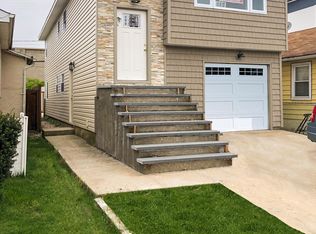 117 W Fulton St #1, Long Beach, NY 11561