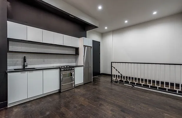 Rented by Nooklyn NYC LLC | media 39