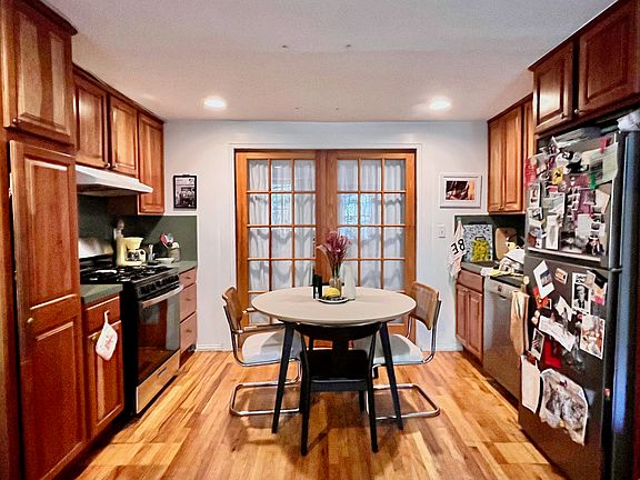 2nd image of 359 Washington Ave #1