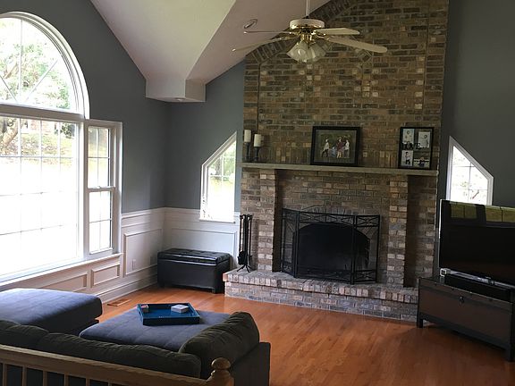 4th image of 5003 Dempsey Dr