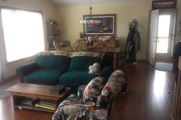 4th image of 110 Hemlock Cir