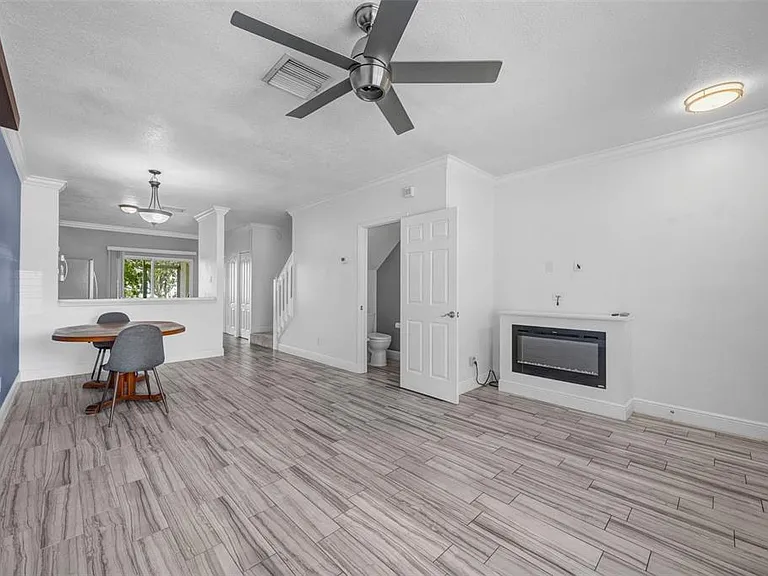 6127 Bayside Key Dr — Photo 8