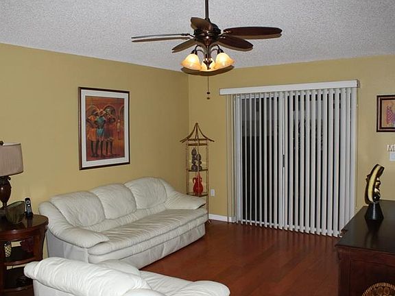 5th image of 6864 Westlake Blvd