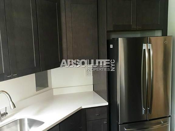 3rd image of 2265 5th Ave APT 5B