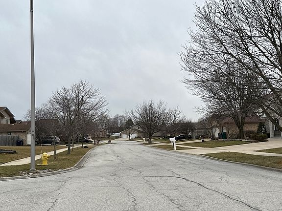 4th image of 11910 Fane Ct