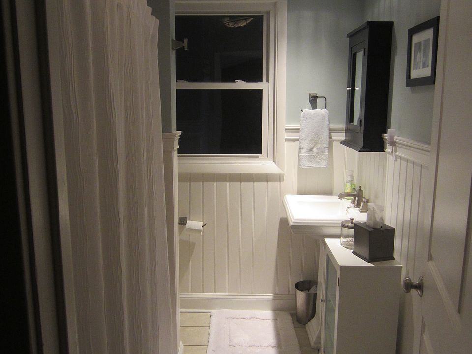 1st image of 706 River Ln
